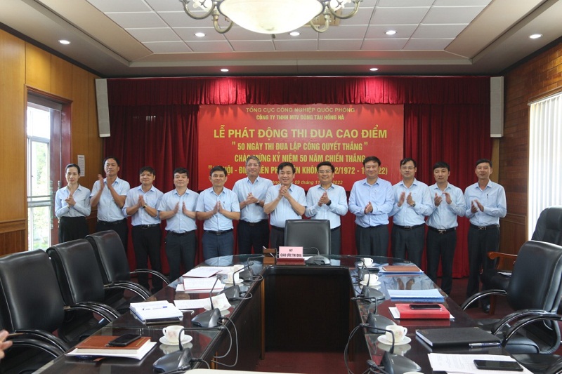 Công ty Đóng tàu Hồng Hà  Tổ chức Lễ phát động thi đua cao điểm chào mừng kỷ niệm 50 năm  Chiến thắng 